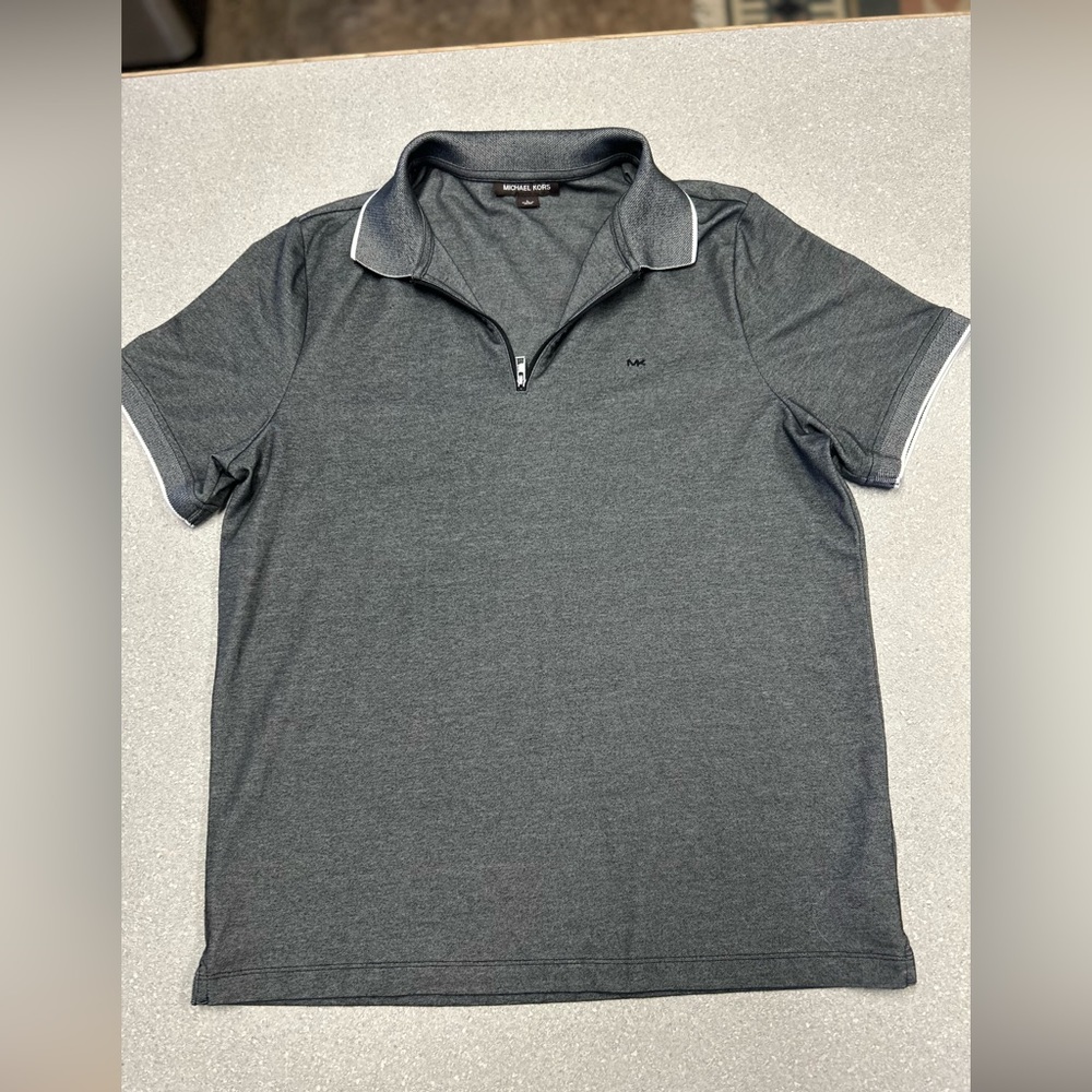 Michael kors men’s size large shirt sleeve collared shirt